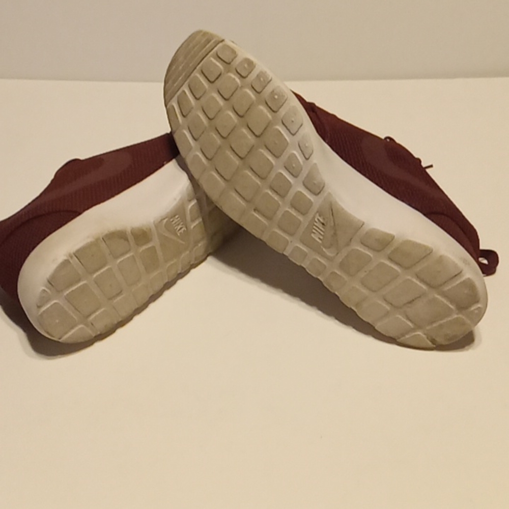 Maroon Size 11 Nike Roshe One - Picture 4 of 4